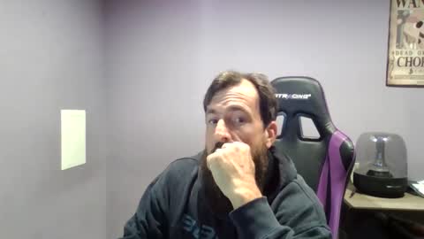 Snapshot of luv2likslit611455 chatting on 10/10/25, 08:57 Luv2likslit online show from 10/10/25, 08:57