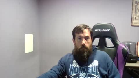 Snapshot of luv2likslit611455 chatting on 10/21/25, 08:15 Luv2likslit online show from 10/21/25, 08:15