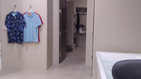 luv_missle online show from 03/11/25, 05:05