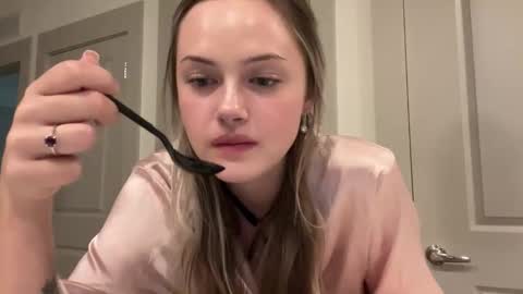 Aimee online show from 02/02/26, 02:32