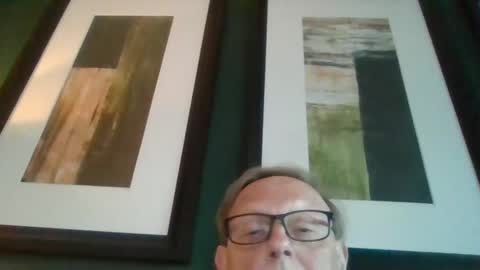 Snapshot of luvbigtits271 chatting on 01/06/25, 03:51 luvbigtits271 online show from 01/06/25, 03:51