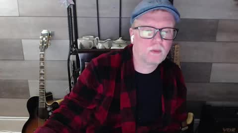 luvbunde online show from 02/21/26, 06:47
