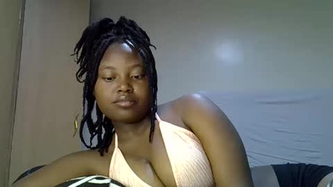 Tracy online show from 10/18/25, 07:36