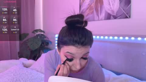 Veronica online show from 05/20/26, 10:21