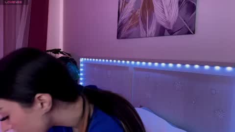 Veronica online show from 07/29/26, 09:40