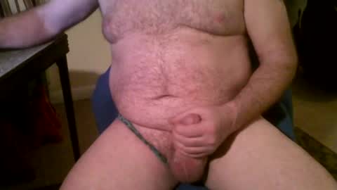 Snapshot of luvshairypeeps chatting on 12/29/24, 01:06 luvshairypeeps online show from 12/29/24, 01:06