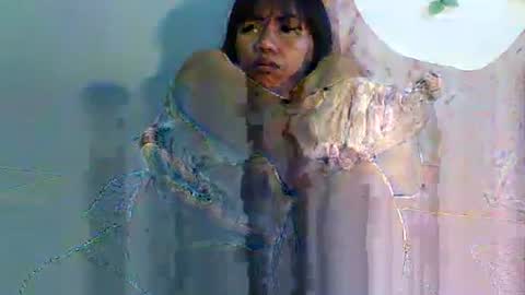 Bee Bee online show from 11/26/25, 02:12