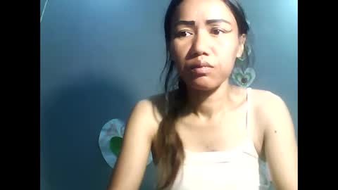 Bee Bee online show from 03/15/26, 04:13