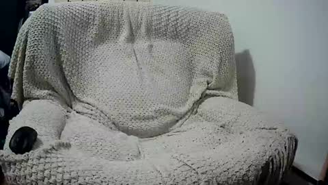 Snapshot of luvwatchinu37 chatting on 12/29/24, 03:24 luvwatchinu37 online show from 12/29/24, 03:24