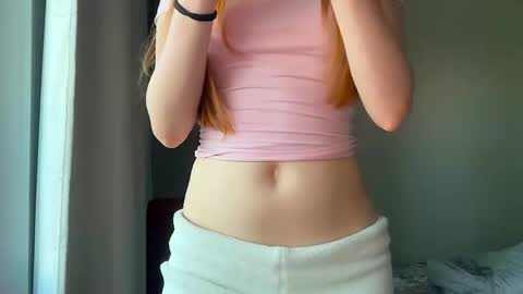 Snapshot of lux_angel chatting on 05/18/26, 10:59 lux_angel online show from 05/18/26, 10:59