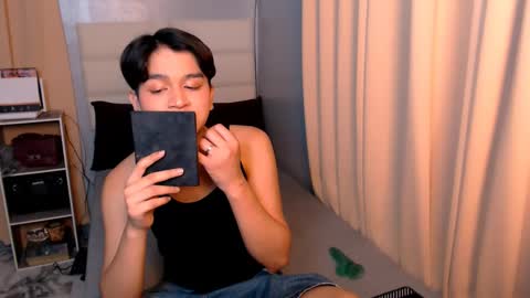 queen lux online show from 03/02/25, 06:59