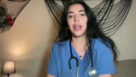 luxcher22 online show from 11/05/25, 04:23