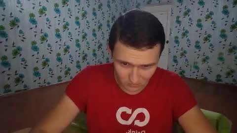 Snapshot of luxeboy_ chatting on 10/21/25, 07:03 Mike online show from 10/21/25, 07:03