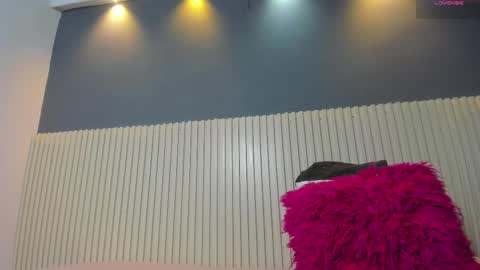 Snapshot of luxemilf chatting on 10/02/25, 10:11 Luxe3 online show from 10/02/25, 10:11