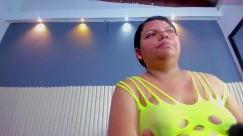 Luxe3 online show from 11/27/25, 10:17