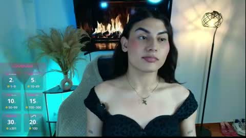 Snapshot of luxesary chatting on 08/08/26, 12:35 LuxeSary online show from 08/08/26, 12:35
