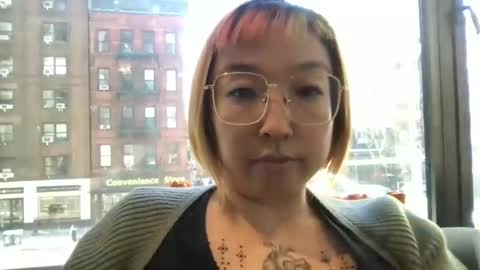 Snapshot of luxgray chatting on 01/07/25, 07:17 LuxGray online show from 01/07/25, 07:17