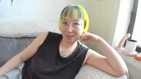 Snapshot of luxgray chatting on 02/28/26, 09:16 LuxGray online show from 02/28/26, 09:16