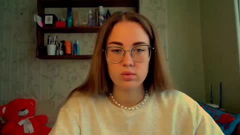 Katie online show from 10/03/25, 09:17