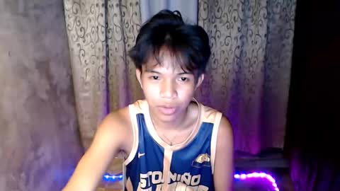 Snapshot of luxirfy_xx chatting on 01/10/26, 05:48 luxirfy online show from 01/10/26, 05:48