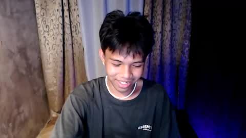 Snapshot of luxirfy_xx chatting on 02/12/26, 03:40 luxirfy online show from 02/12/26, 03:40