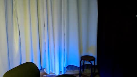 Snapshot of luxirfy_xx chatting on 03/03/26, 05:19 luxirfy online show from 03/03/26, 05:19