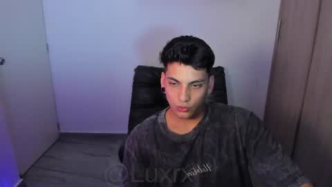 Snapshot of luxrx chatting on 07/11/26, 06:54 luxrx online show from 07/11/26, 06:54
