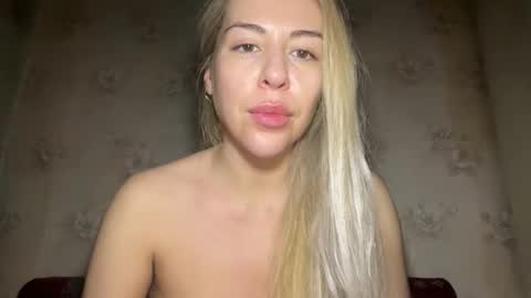 LuxSonyaStar online show from 12/13/25, 09:31