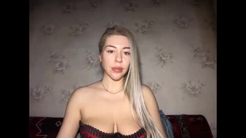 LuxSonyaStar online show from 02/11/26, 01:38