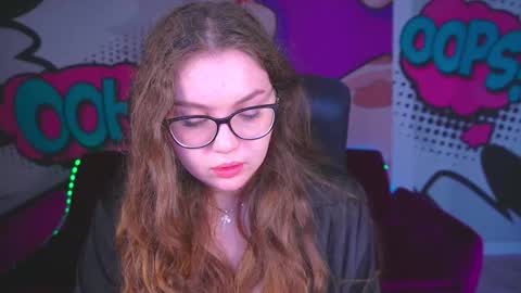 Snapshot of luxsopphia_ chatting on 09/28/25, 05:46 luxsopphia_ online show from 09/28/25, 05:46