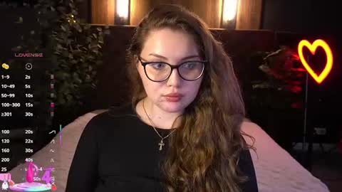 Snapshot of luxsopphia_ chatting on 06/14/26, 12:40 luxsopphia_ online show from 06/14/26, 12:40