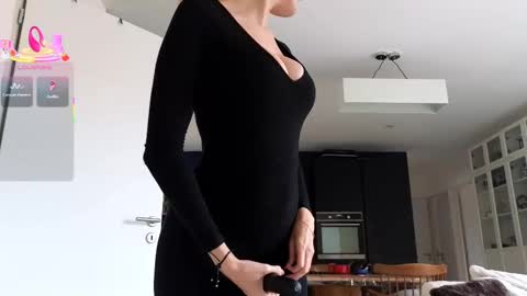 Snapshot of luxymin chatting on 03/11/25, 01:23 Luxymin online show from 03/11/25, 01:23