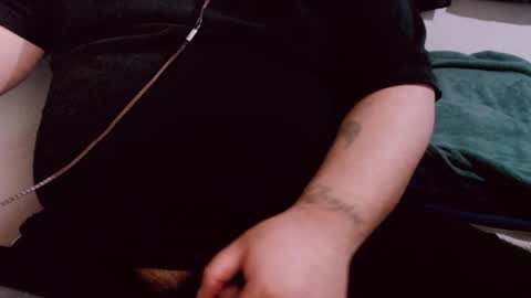 Snapshot of lvcifer_ chatting on 01/08/25, 02:35 ayoo online show from 01/08/25, 02:35