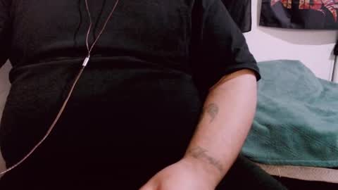 Snapshot of lvcifer_ chatting on 01/08/25, 08:50 ayoo online show from 01/08/25, 08:50