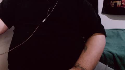 Snapshot of lvcifer_ chatting on 01/10/25, 08:29 ayoo online show from 01/10/25, 08:29