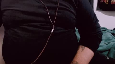 Snapshot of lvcifer_ chatting on 01/25/25, 09:15 ayoo online show from 01/25/25, 09:15