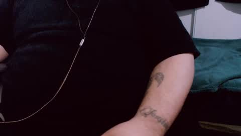 Snapshot of lvcifer_ chatting on 02/15/25, 09:27 ayoo online show from 02/15/25, 09:27