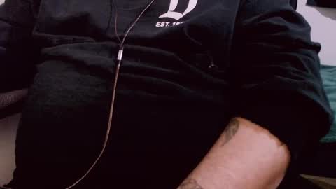 Snapshot of lvcifer_ chatting on 02/16/25, 07:16 ayoo online show from 02/16/25, 07:16