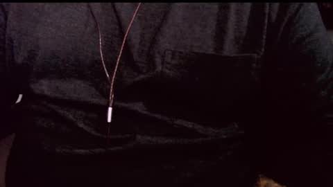 Snapshot of lvcifer_ chatting on 03/11/25, 11:01 ayoo online show from 03/11/25, 11:01