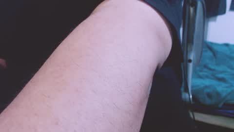 Snapshot of lvcifer_ chatting on 09/16/25, 08:10 ayoo online show from 09/16/25, 08:10