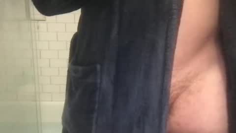 lvguynextdoor440656 online show from 10/27/25, 01:31