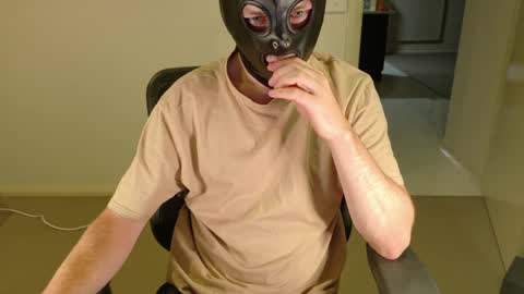 lxgxnd99 online show from 04/05/26, 11:40