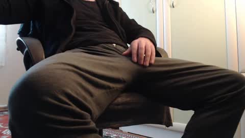 Snapshot of lxom chatting on 02/21/25, 10:50 Lxom online show from 02/21/25, 10:50