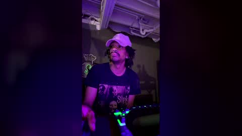 lxrdhxkvgemvsterjuice online show from 05/04/26, 01:07
