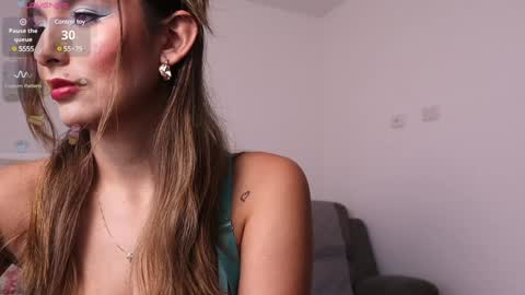 Snapshot of lya_aron_couple chatting on 02/04/25, 07:55 lya_aron_couple online show from 02/04/25, 07:55