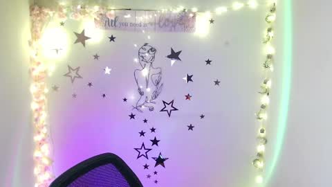 Call me Lia  online show from 05/25/26, 10:38