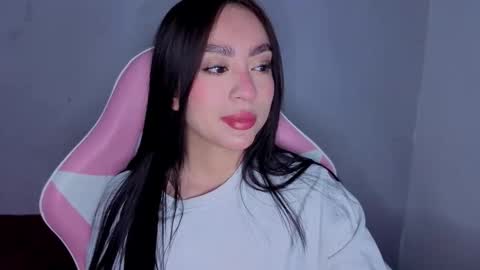  Lya  online show from 10/17/25, 09:01