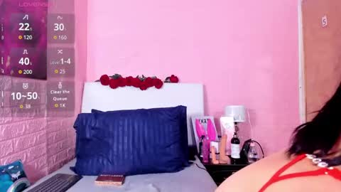Snapshot of lyaa_collins_ chatting on 10/07/25, 10:56 Lya   online show from 10/07/25, 10:56