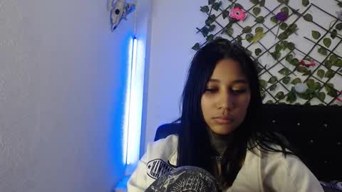 lyam_ebony online show from 12/23/25, 01:36