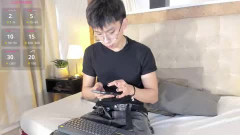 Lyan online show from 11/09/25, 07:45